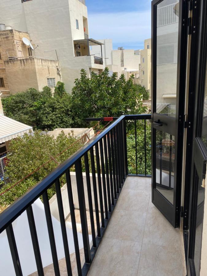 Gzira Centre Apartment Exterior photo